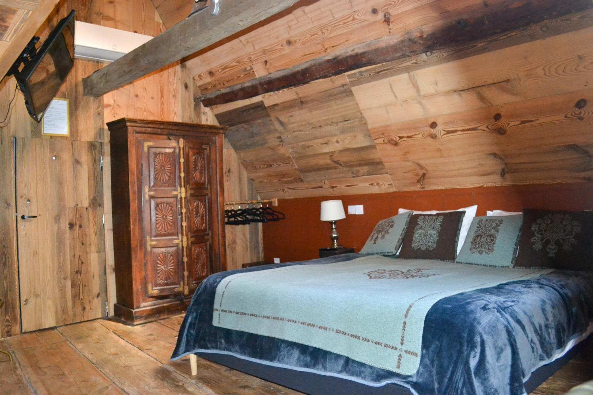 A Nouste Chambres D'Hotes Et Gite Only Adults Campan Kültér fotó