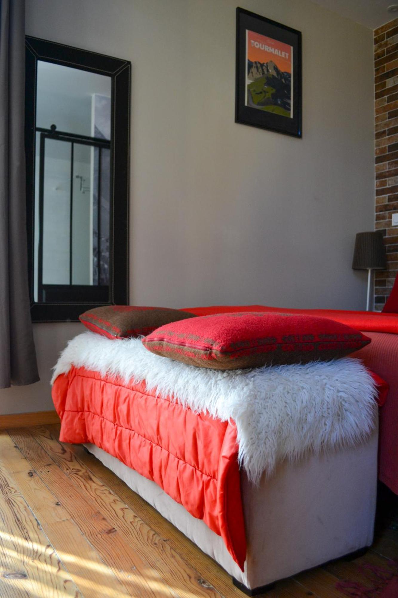 A Nouste Chambres D'Hotes Et Gite Only Adults Campan Kültér fotó